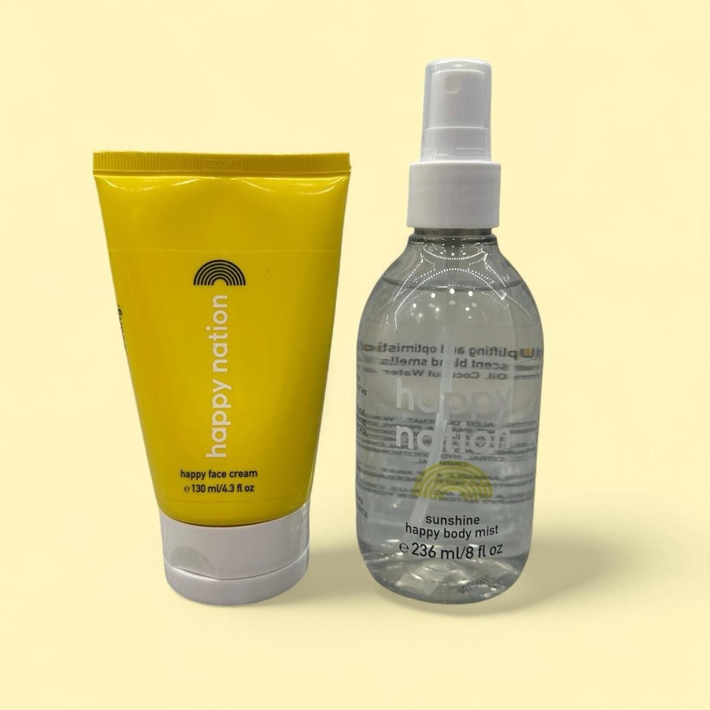 VS Pink ‘Happy Nation’ Skin & Body Set